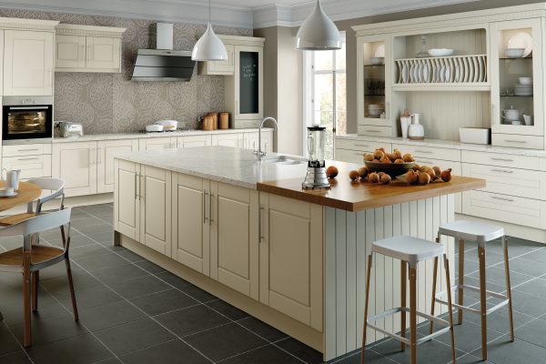 Bella Alabaster / Style Surrey